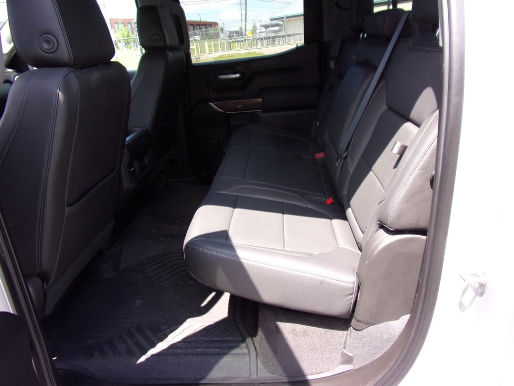 2021 Chevrolet Silverado 1500 RST - Photo 16