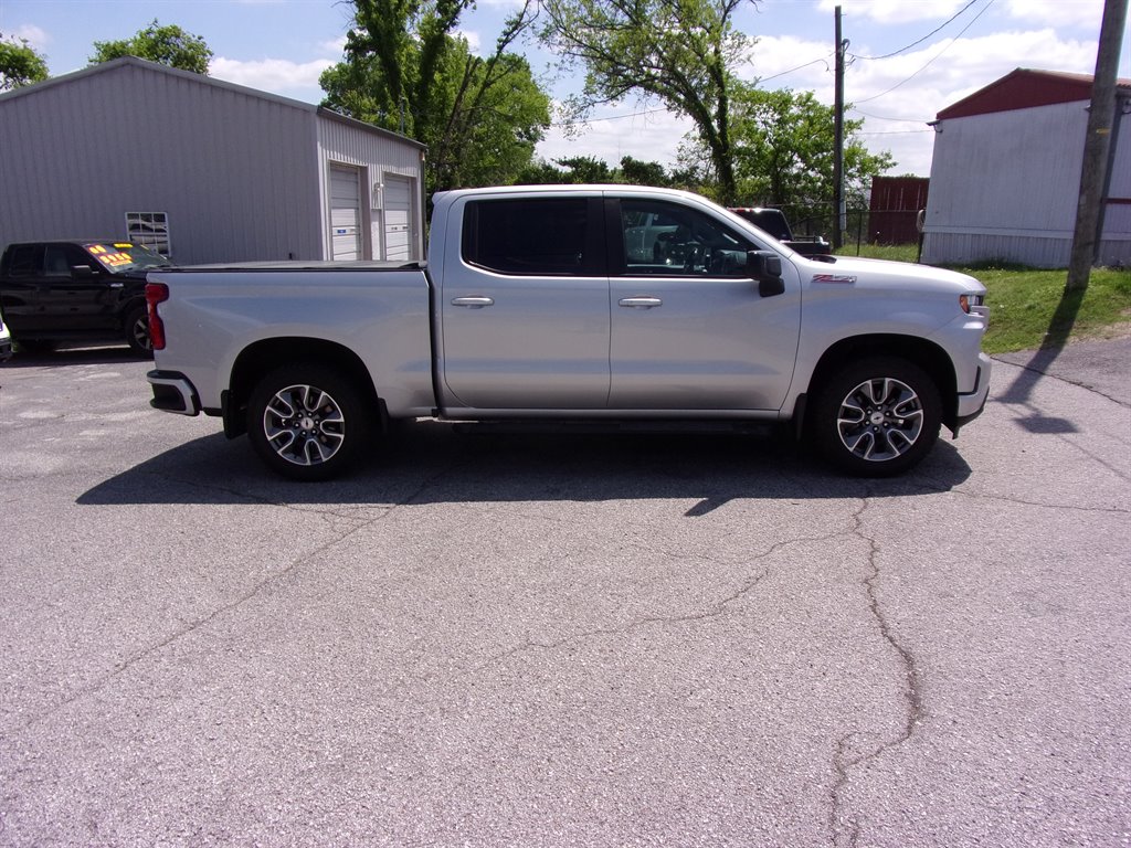 2021 Chevrolet Silverado 1500 RST - Photo 6