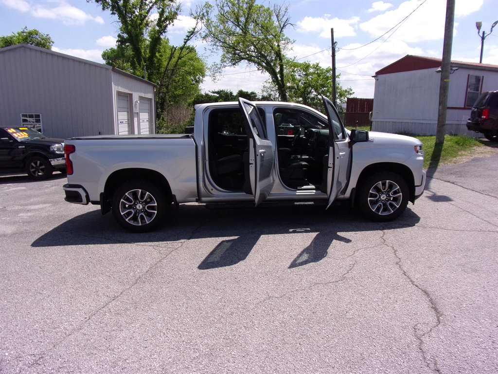 2021 Chevrolet Silverado 1500 RST - Photo 7