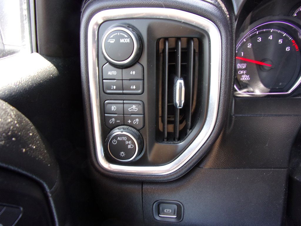 2021 Chevrolet Silverado 1500 RST - Photo 14