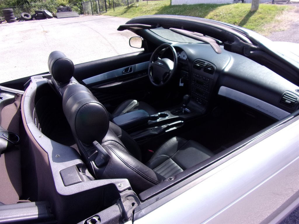 2004 Ford Thunderbird Deluxe - Photo 24