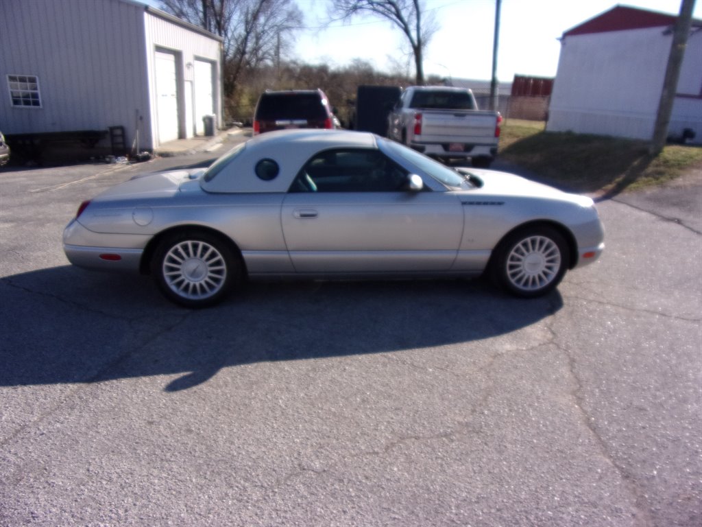 2004 Ford Thunderbird Deluxe - Photo 7
