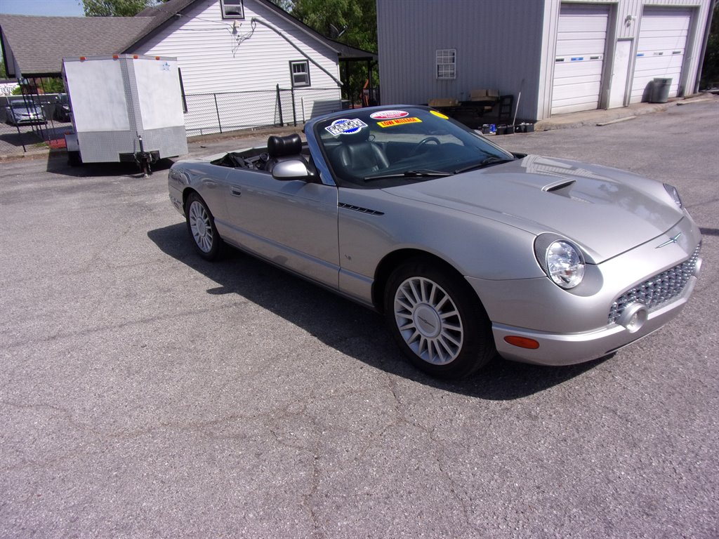 2004 Ford Thunderbird Deluxe - Photo 16