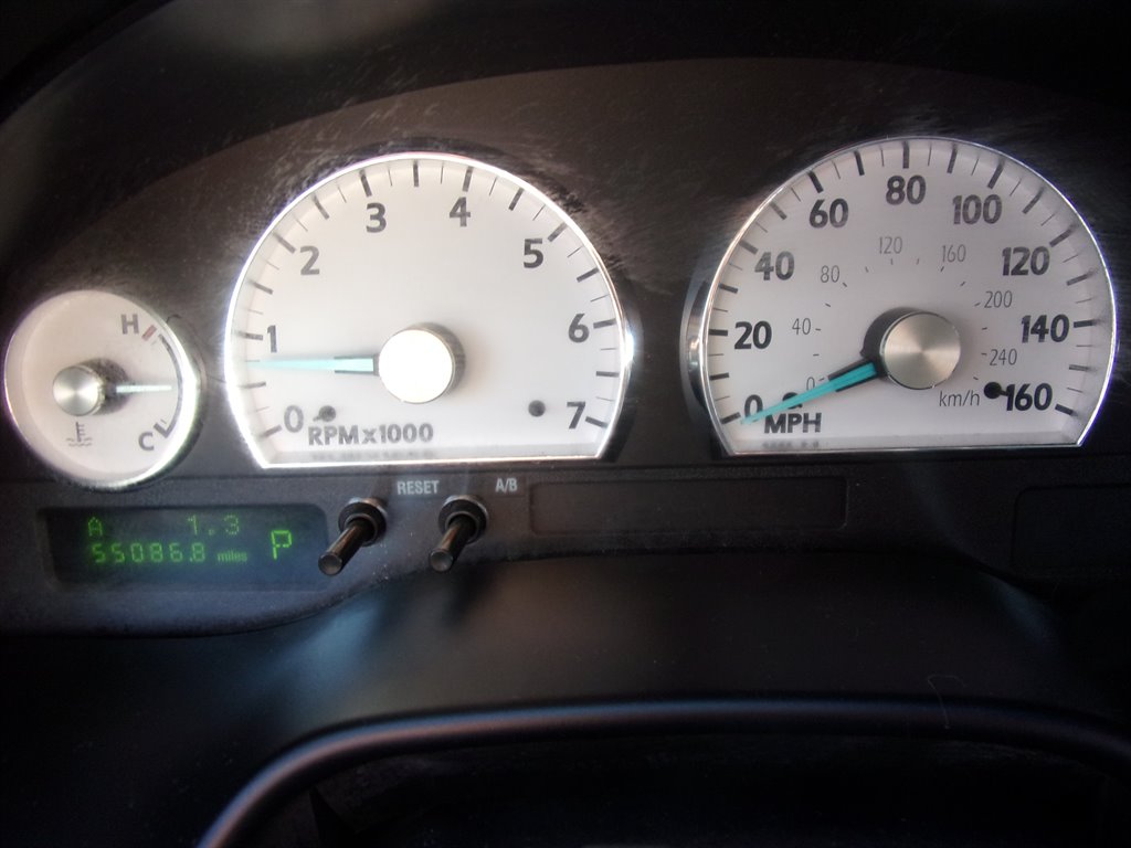 2004 Ford Thunderbird Deluxe - Photo 20