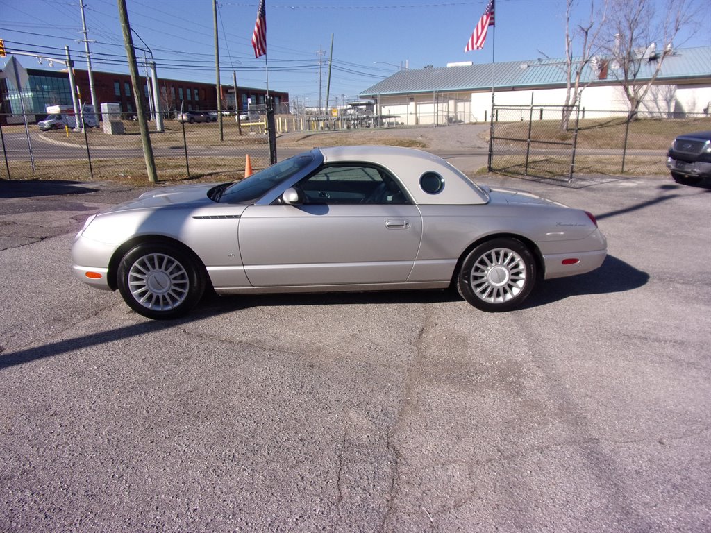 2004 Ford Thunderbird Deluxe