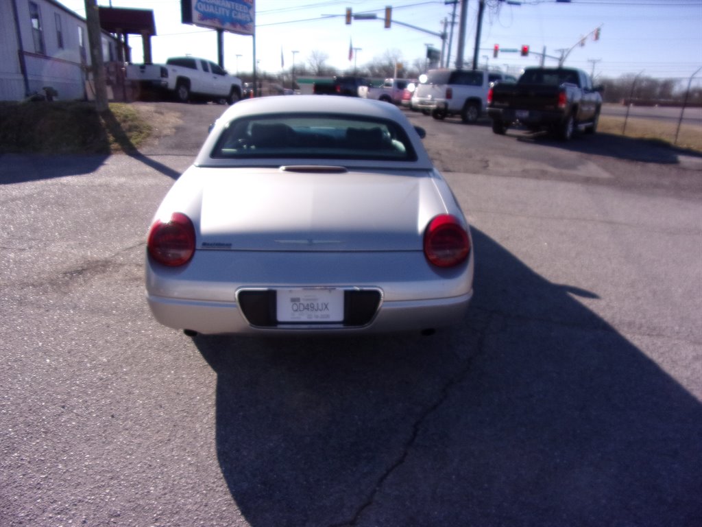 2004 Ford Thunderbird Deluxe - Photo 10